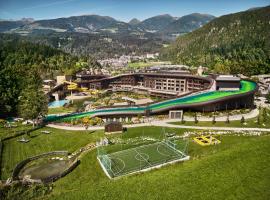 Falkensteiner Family Resort Lido Superior, hotel pantai di Chienes
