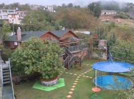Bujtina Anesi, hotel v destinaci Poliçan