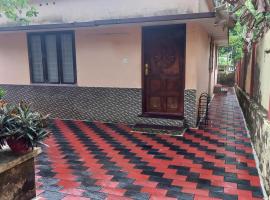 Grand Home to stay kunnamthanam Thiruvalla, parkolóval rendelkező hotel Thiruvallában