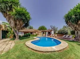 Villa Can Salas by Sealand Villas