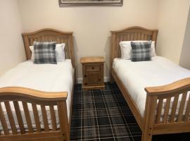 Waverley Inn Lodge, hotel en Dingwall