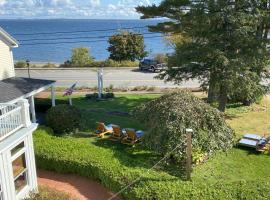 Spouter Inn Bed & Breakfast, hotelli kohteessa Lincolnville