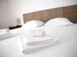 Cozy 3 bedroom house with 11 kw electric car charger