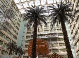 Crowne Plaza Kuwait Al Thuraya City, an IHG Hotel, hotel in Koeweit