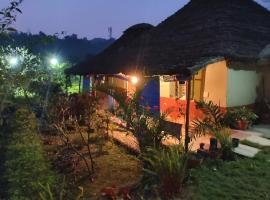 Shivoham the earthen Home, camping em Dehradun