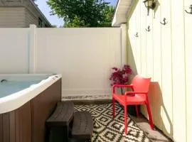 Walk To Parks, Dining & Lake! Game Room! Hot Tub!