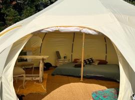 Dealettante glamping: Bétaucourt şehrinde bir otoparklı otel