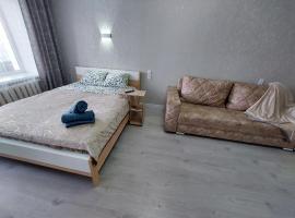 Прекрасная квартира со свежим ремонтом, pet-friendly hotel in Līsakovsk
