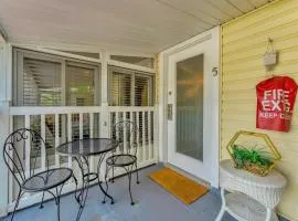 Island Hideaway steps to beach dock Bridge St