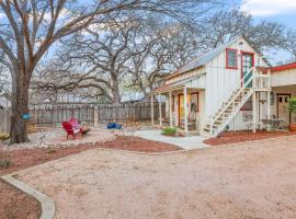 Serendipity, apartment in Fredericksburg