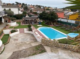 Villa con piscina privada Costa brava, hotel con parcheggio a Maçanet de la Selva
