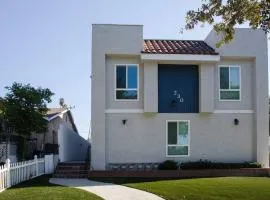 2BD/2BA Apartment in DT ALhambra