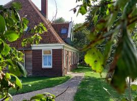 Aan de Dijk, hotell i Edam