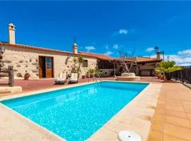 2 bedrooms villa with private pool terrace and wifi at Vega de San Mateo