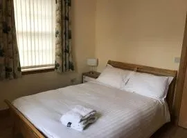 Luxury Flat, 20 Minutes by train from Edinburgh
