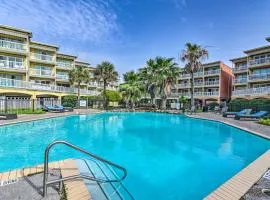 Balcony and Gulf Views Galveston Condo Near Beach