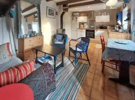 2 Bedroom Lovely Home In Pleumeur-Bodou