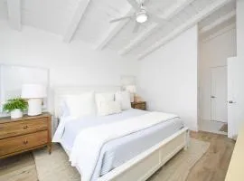 Great Location near the Balboa Pier and Fun Zone with Air conditioning