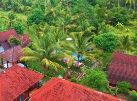 Mamaras Guest House, hotell i Nusa Penida