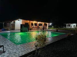 NAKAIISUITES, hotel with pools in Archidona