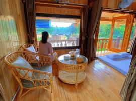 Nậm Thia Homestay, hotel en Yên Bái