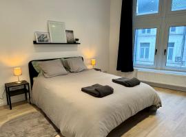 Maison en plein centre de Ciney, prázdninový dům v destinaci Ciney