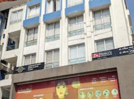 HOTEL RAIVAT INN JUNAGADH, hotell i Junagadh