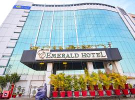 FabHotel Emerald, hotel familiar en Ranchi