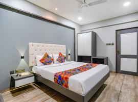 FabHotel Grand Inn II, hotel con parking en Navi Mumbai