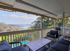 Bayview Oasis- With pool, apartment in Hardys Bay