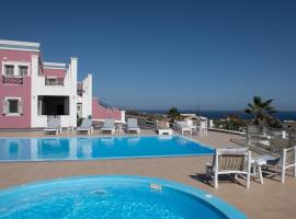 Rose Suites, hotel di Vourvoulos