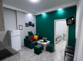 Cosy Apartment with Good Location Self Check In, departamento en Ereván