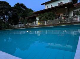 Sítio Paraíbuna - Fazenda Paraíbuna - Casa Campo, hotel con parcheggio a Paraibuna