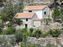 Holiday home Sweet Shelter with jacuzzi