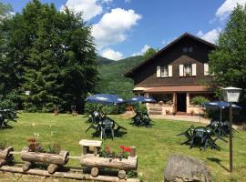 Le Chalet, hotel in Luttenbach-près-Munster