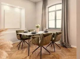 NEW LUXUS Suite I TWO Kingbeds I Center