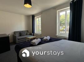 Chervil House by YourStays, hotel Newcastle under Lyme-ban