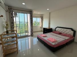 Boom inn, vacation rental in Nonthaburi