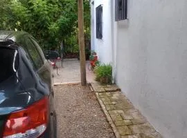 La casita de los aromos