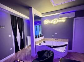 Le Suite Piazza Nuova, hotel with jacuzzis in Foggia