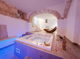 Il Pumo Bianco Ostuni Suite, hotel con vasche idromassaggio a Ostuni