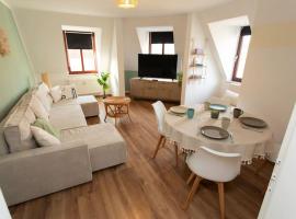 BOHO CHIC Markkleeberg, in Seenähe, Familien Apartment, 8 min ins Leipziger Zentrum mit S-Bahn, Großer TV mit X Box, Familienhotel in Markkleeberg