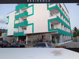 Flat no Centro de Porto de Galinhas Perto da Praia Principal e Vila com os Comércios