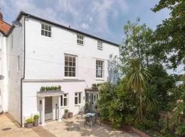 Fabulous ground floor apartment., hotel barato en Great Malvern