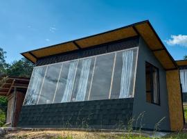 Laguna Guaitip&aacute;n Ancestral, chalet i Pitalito