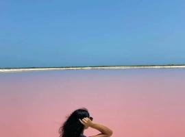 HOTEL LAS COLORADAS, Hotel in Yuluc