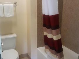 Red Roof Inn & Suites Houston – Humble/IAH Airport, hotel di Humble