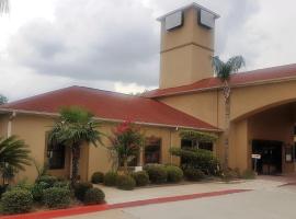 Red Roof Inn & Suites Houston – Humble/IAH Airport, motel v mestu Humble