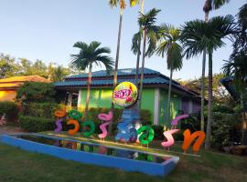 Review Resort, hotell i Bang Sare
