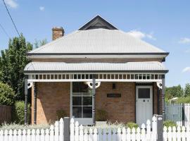 Prince Street Cottage - 1890’s Edwardian Gem, pet-friendly hotel in Orange